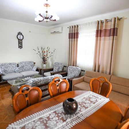Apartment Darlin Берат Экстерьер фото