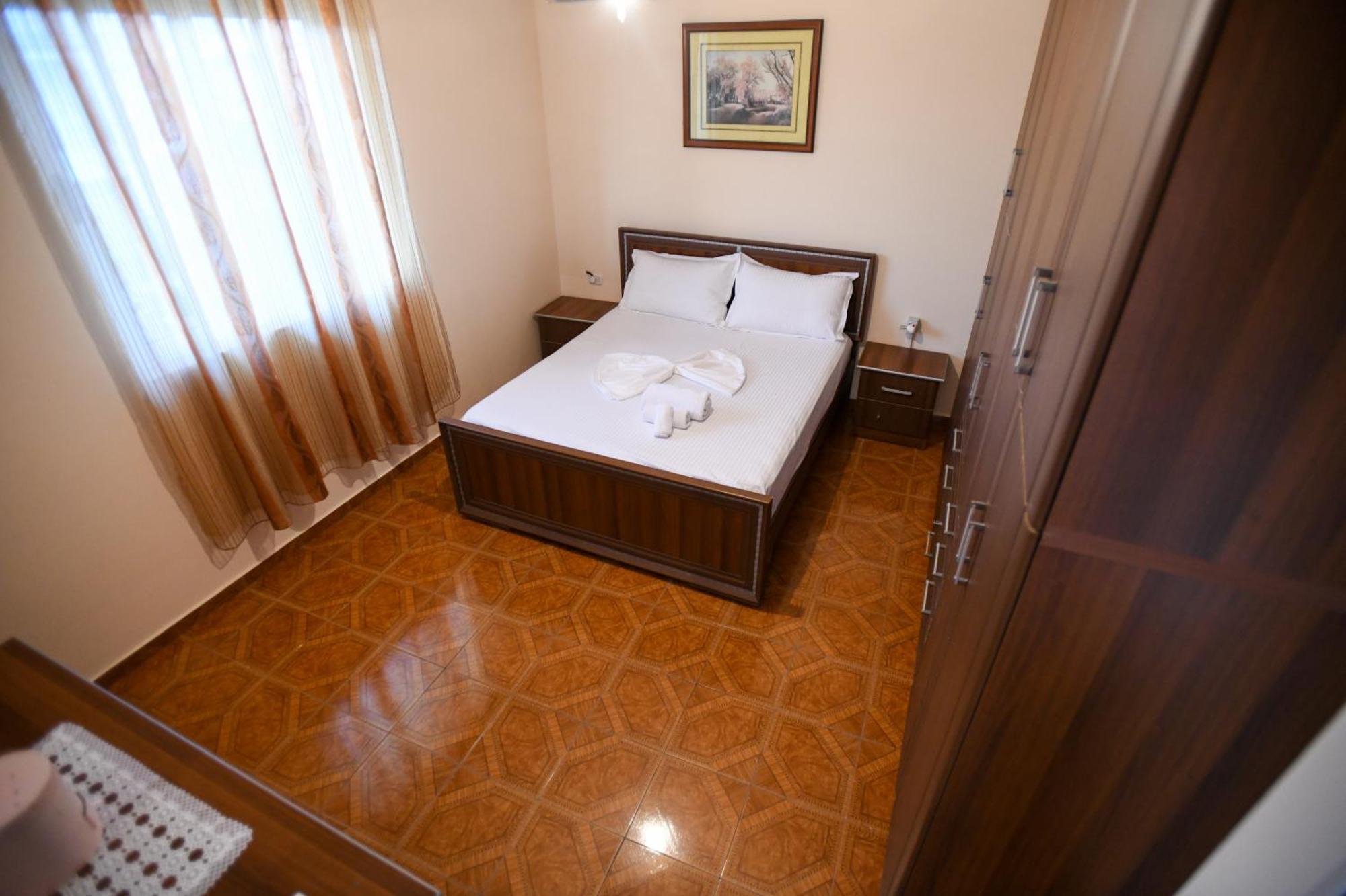 Apartment Darlin Берат Экстерьер фото