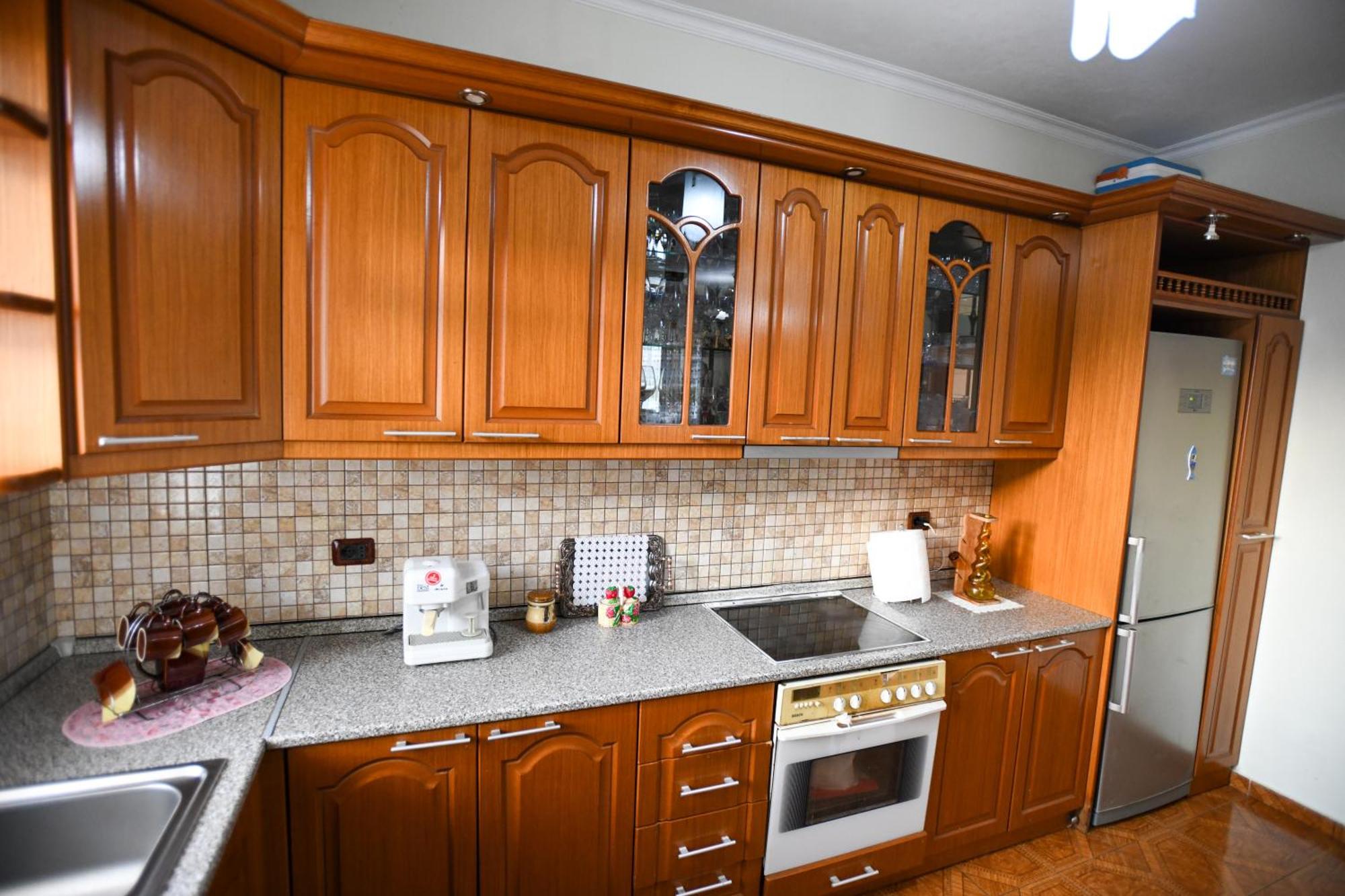 Apartment Darlin Берат Экстерьер фото