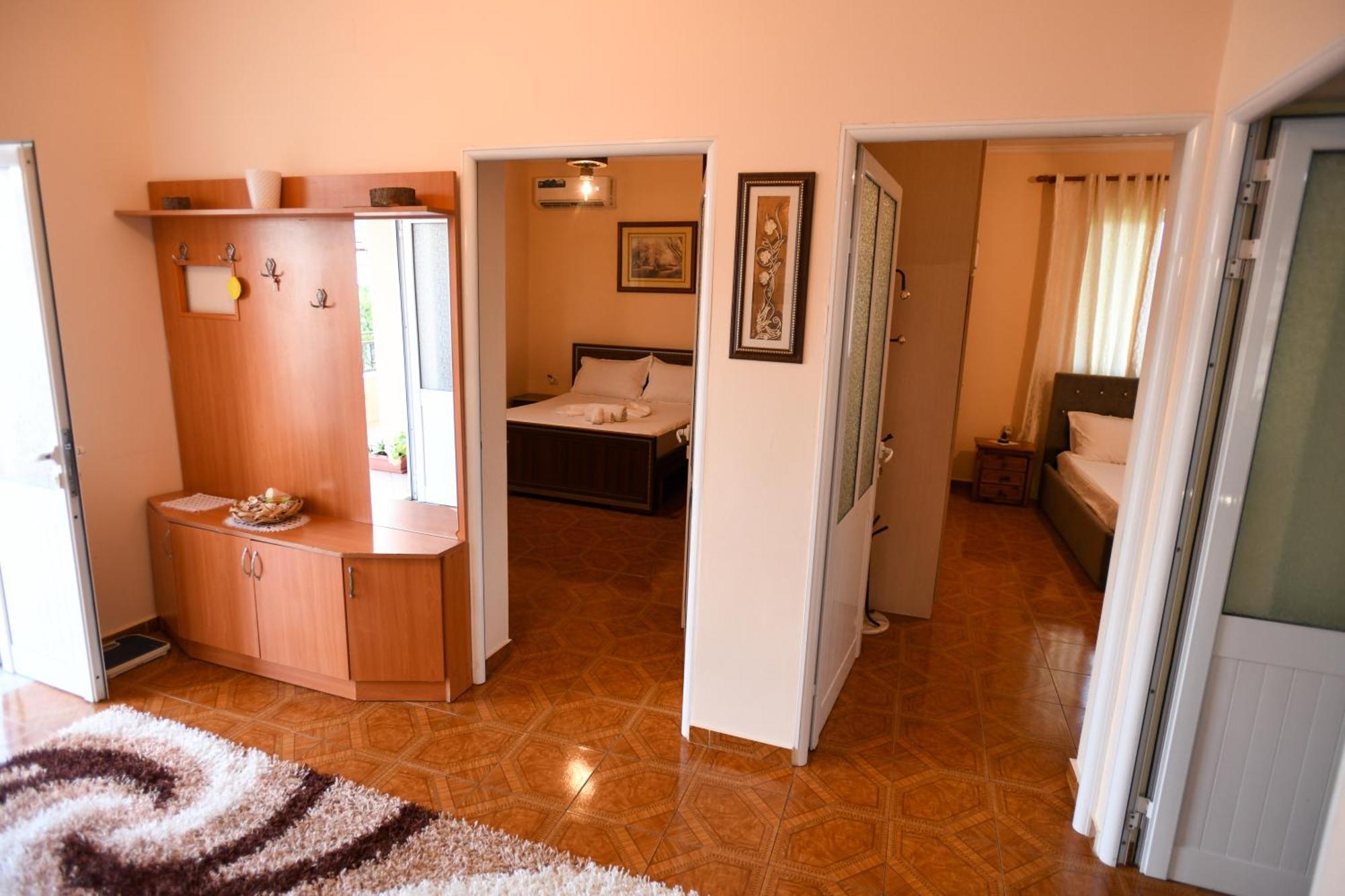 Apartment Darlin Берат Экстерьер фото