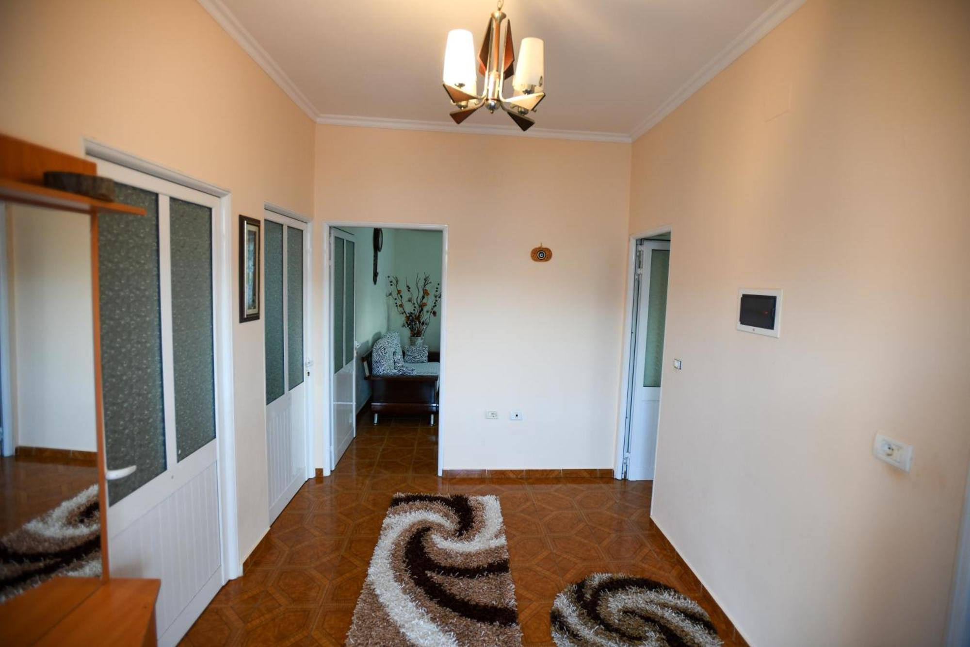Apartment Darlin Берат Экстерьер фото
