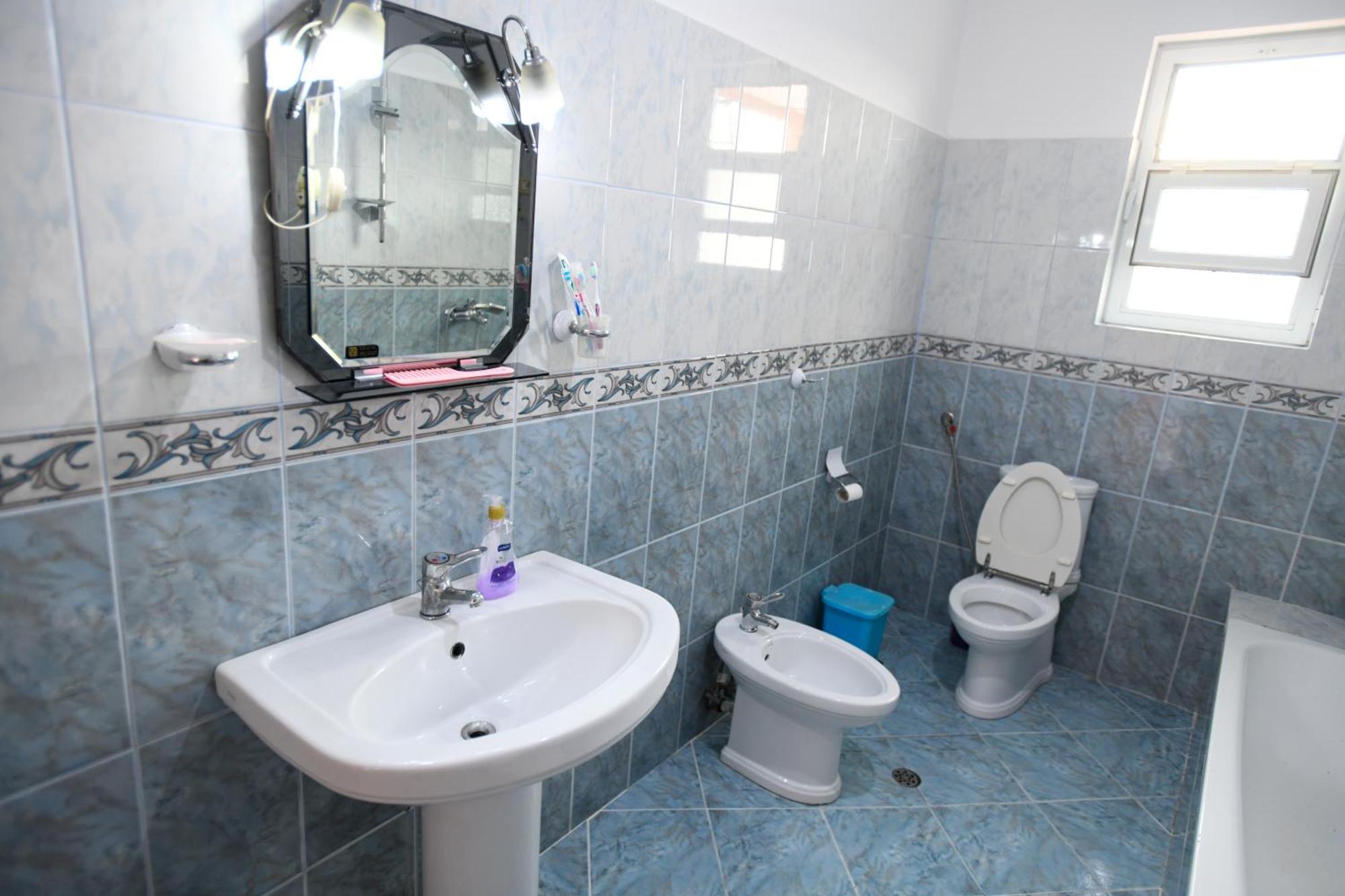 Apartment Darlin Берат Экстерьер фото